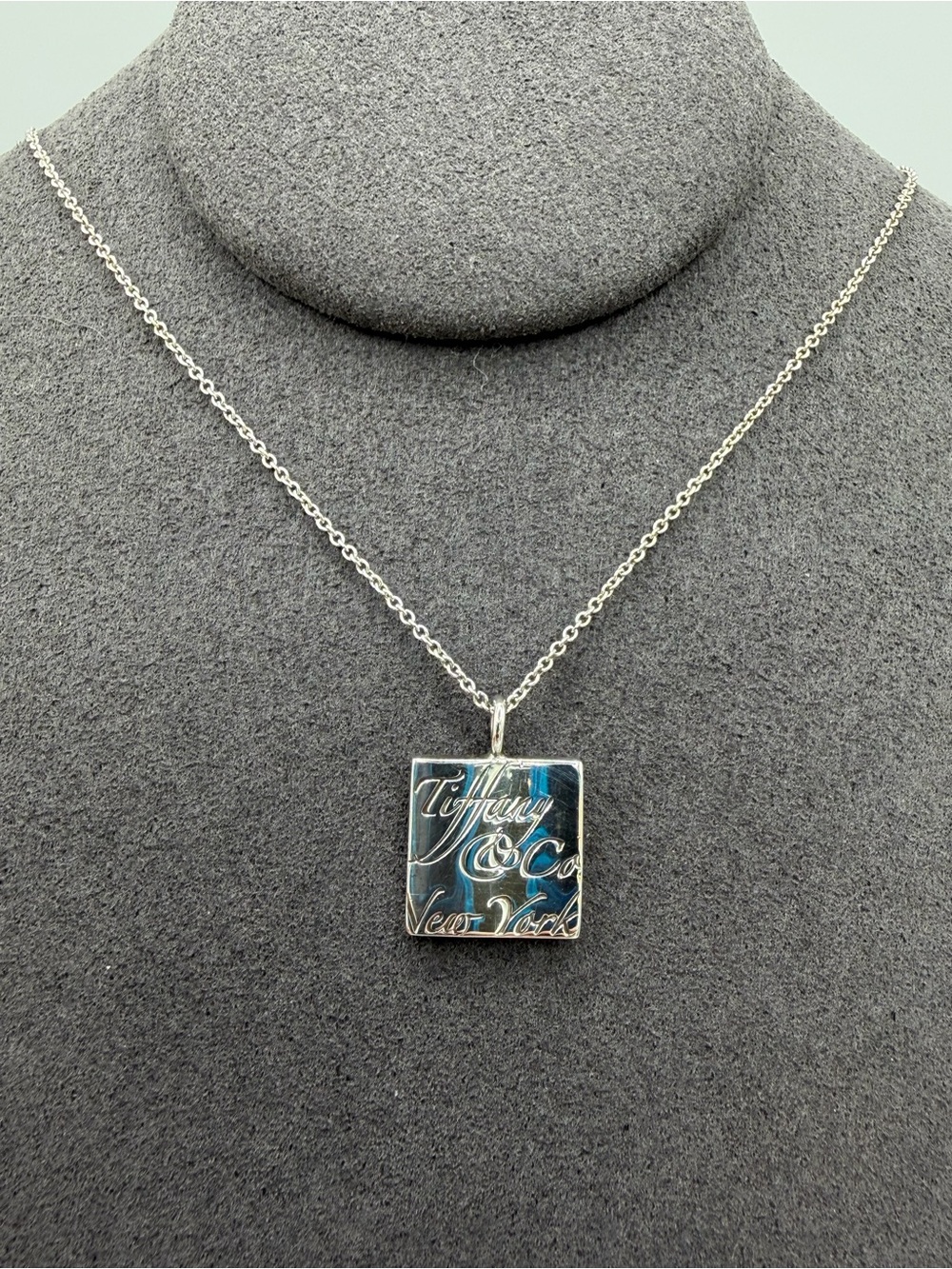 16” Tiffany & Co. Silver NY Notes Square Wavy Pendant Necklace in Pouch Rare - Picture 3 of 13